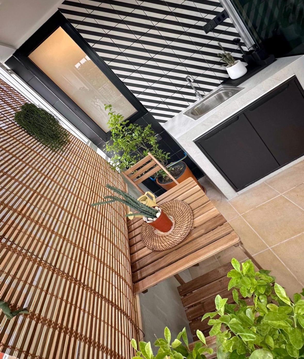 Udms On Nut 10 - Bangkok'S Charm 40 Sqm Hotel Kültér fotó